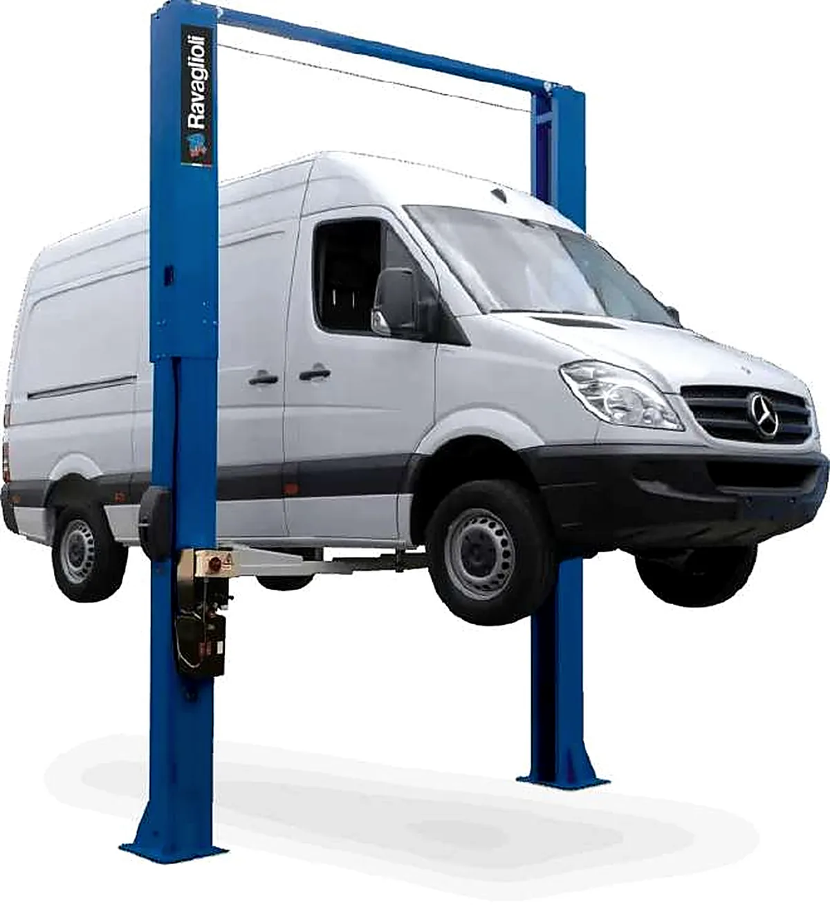 Ravaglioli KPH370.45LIK lift holding a long wheelbase van